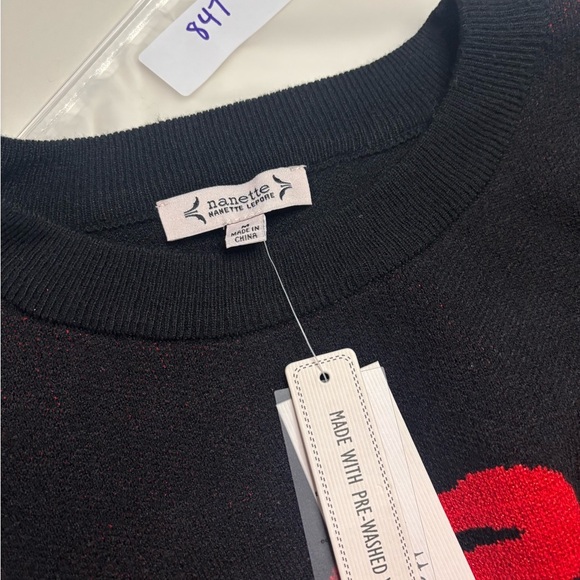 Nannette Lepore Hot Lips Sweater Black Red Hearts Valentines Size Medium New - Picture 5 of 7